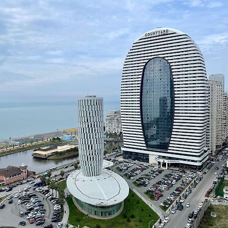 Cozy City Apartments In Orbi Batumi Esterno foto