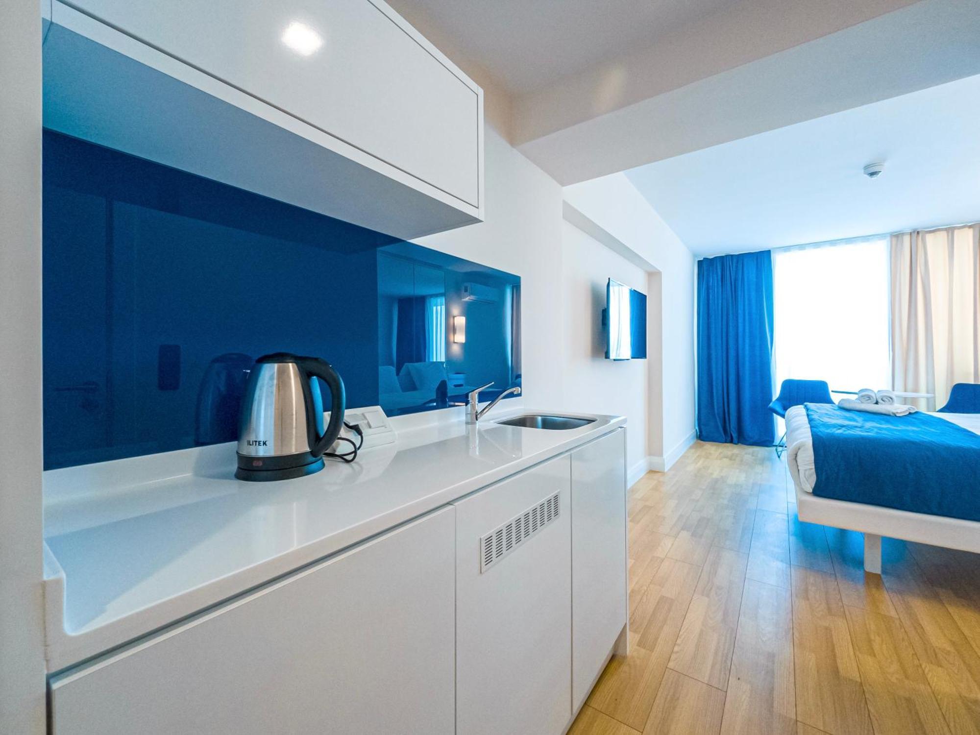 Cozy City Apartments In Orbi Batumi Esterno foto