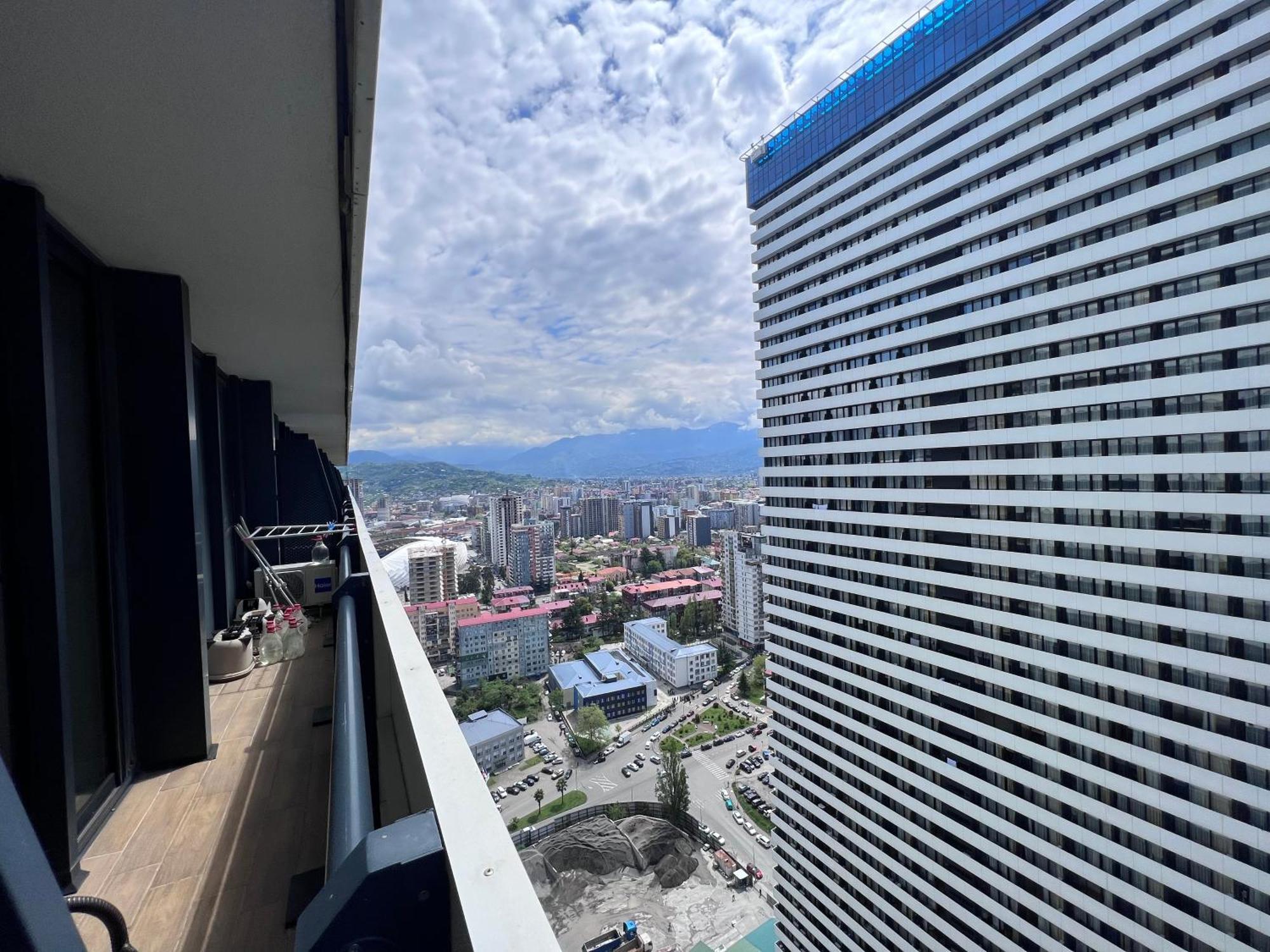 Cozy City Apartments In Orbi Batumi Esterno foto
