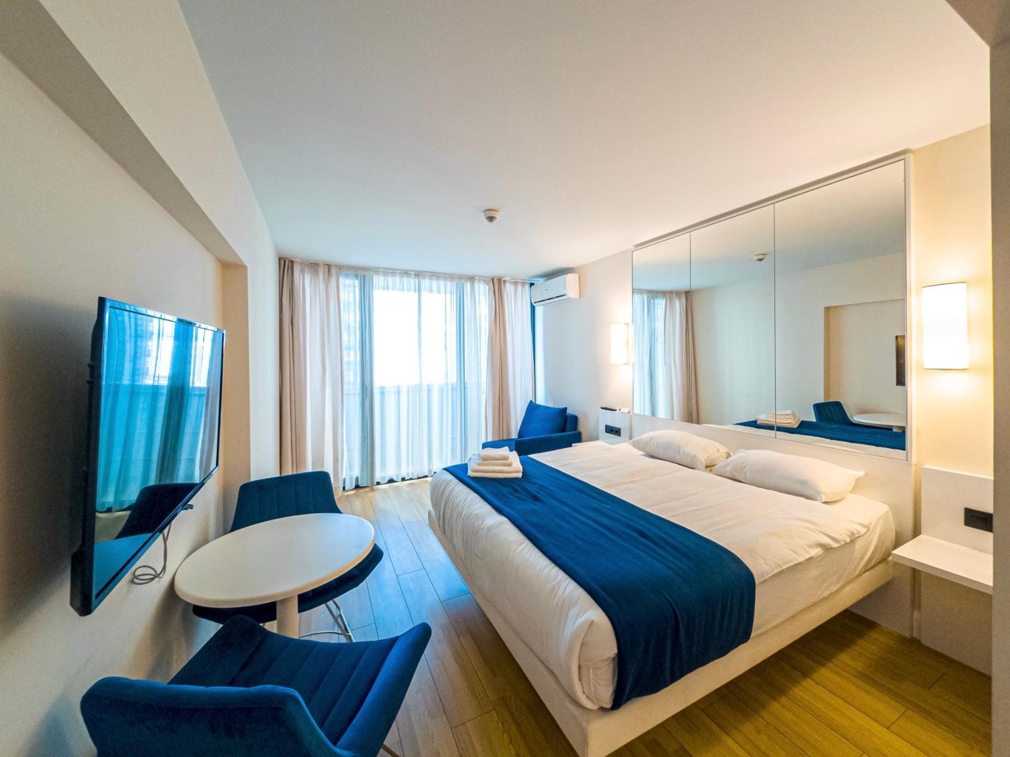 Cozy City Apartments In Orbi Batumi Esterno foto